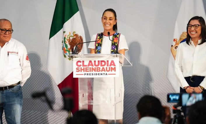 Claudia Sheinbaum confirma asistencia al último Informe de AMLO y reitera compromiso con Pemex desde Campeche Retrato de Claudia Sheinbaum.