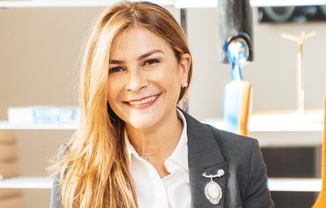 Carolina Mejía, alcaldesa de Santo Domingo insta a innovar y creer para crecer Carolina Mejía, política y activista mexicana.