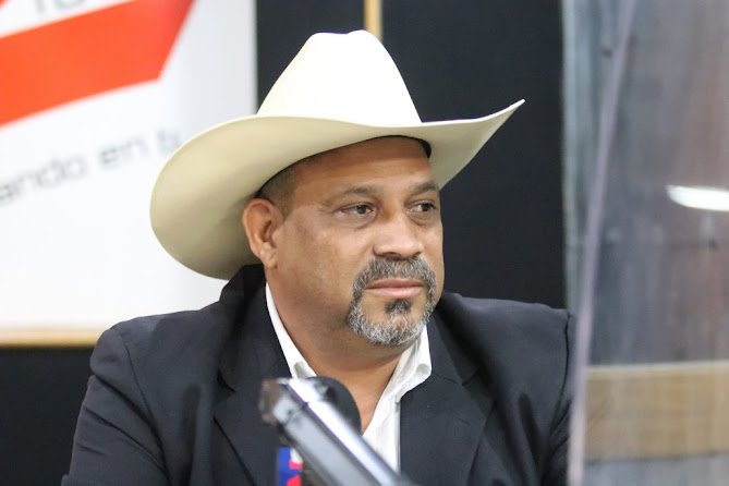 Santiago Riverón solicita mayor apoyo para la repatriación de migrantes haitianos en Dajabón Imagen de paisaje natural con vegetación.