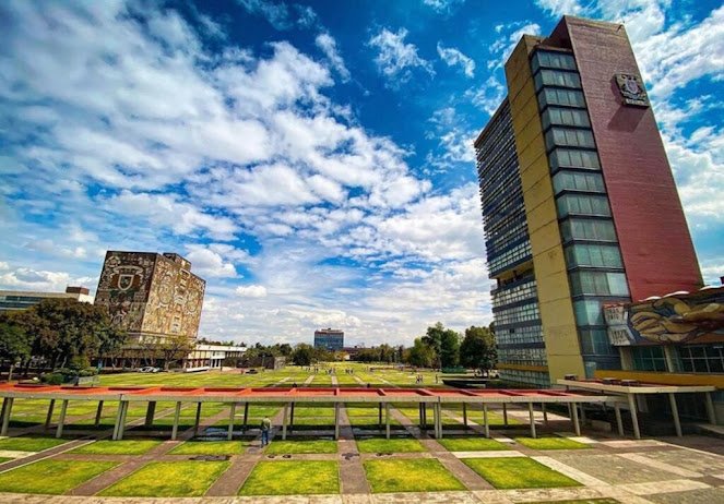 UNAM elimina artículo 15 del Reglamento del Tribunal Universitario tras protestas estudiantiles Edificio de la UNAM en imagen panorámica.