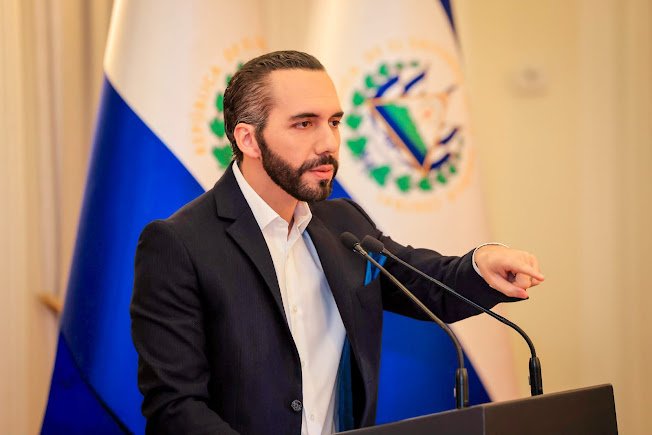 Nayib Bukele en campaña de reelección.
