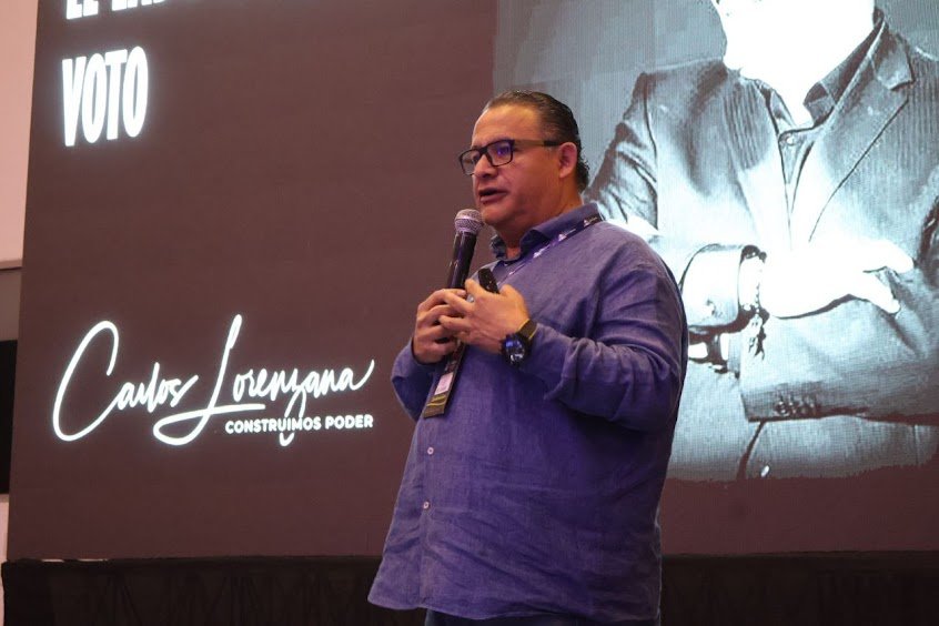 Imagen de un paisaje natural sereno.