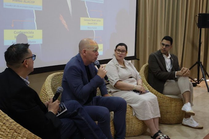 Imagen de un paisaje natural con montañas.