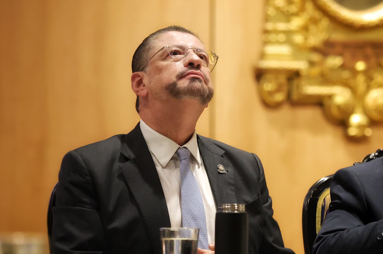 Captura de pantalla de un sitio web.