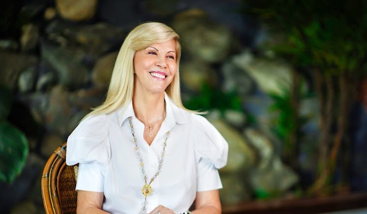 Sufragio Entrevista: Dilian Francisca Toro Dilian Francisca Toro en evento del Partido de la U.