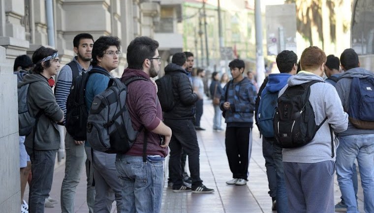 Imagen de un evento con público asistente.